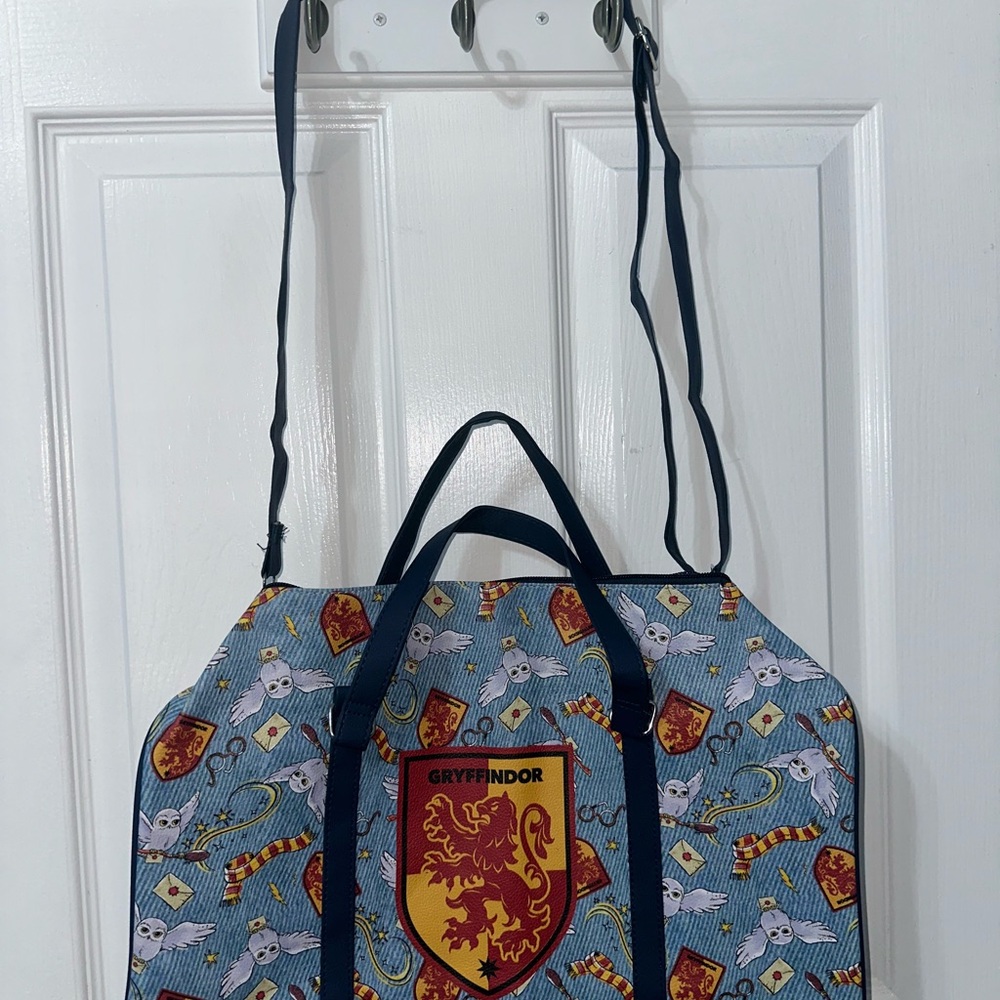 Gryffindor Themed Men's Bag - Blue and Red